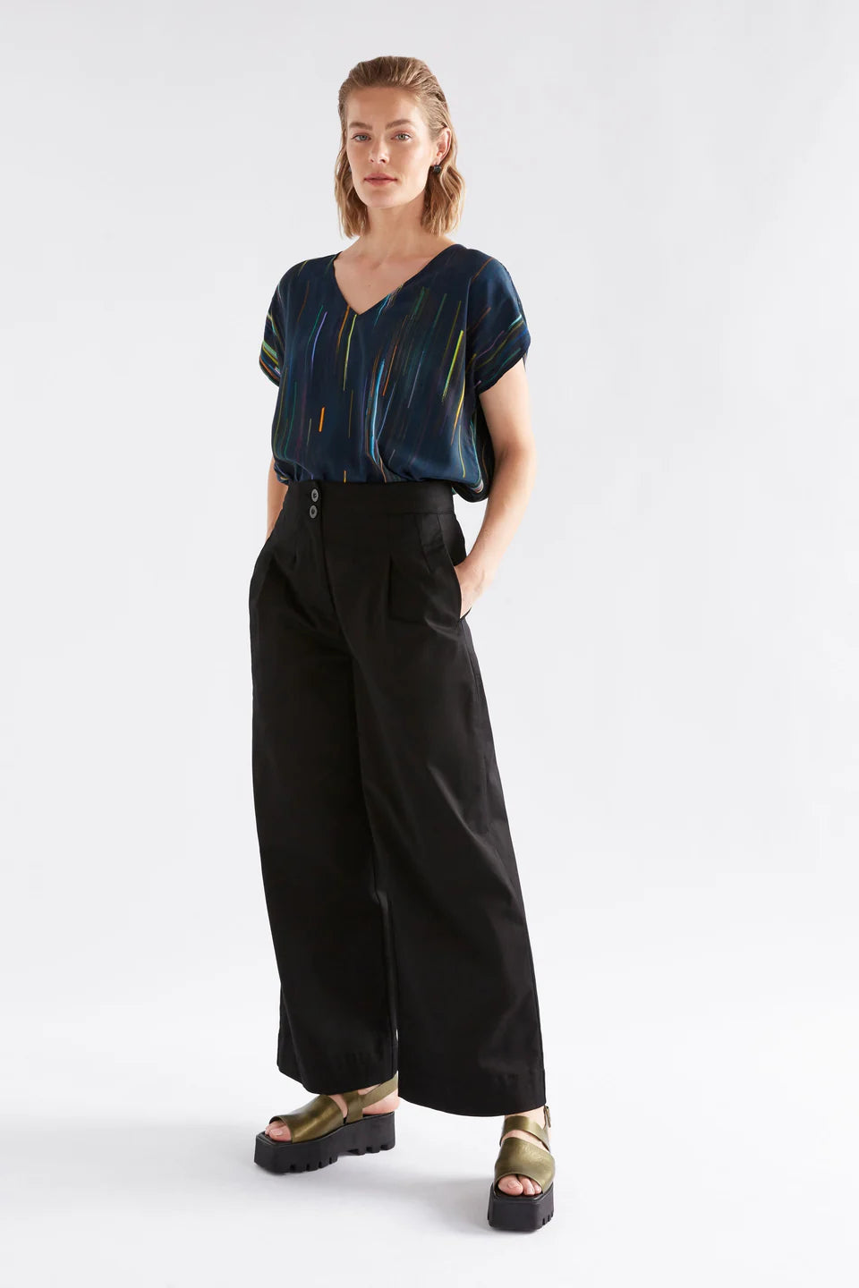 Kayra V Neck Top