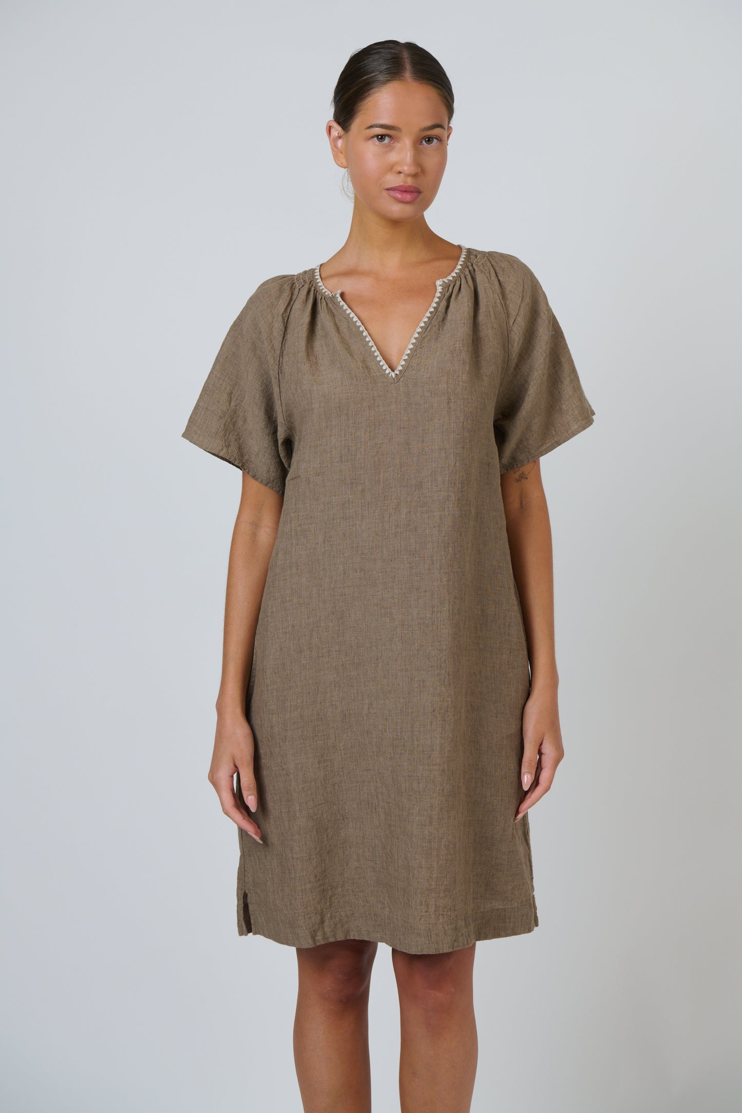 GA703 Linen V-Neck Dress