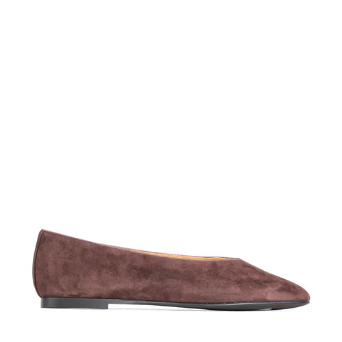 Lunis Shoe