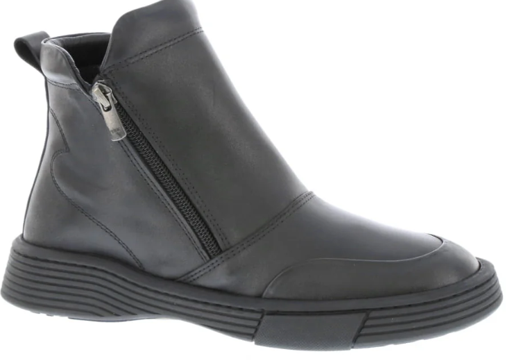 Carmen Boot