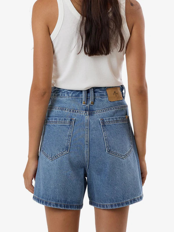 Koko Short 24