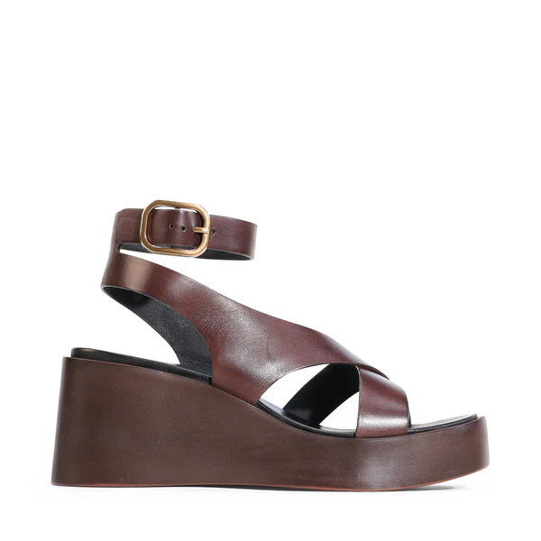 Arielle Sandal