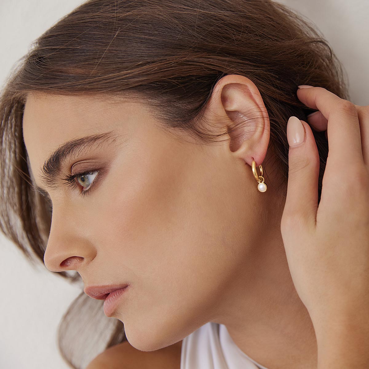 Heavenly Pearl Gold Earring