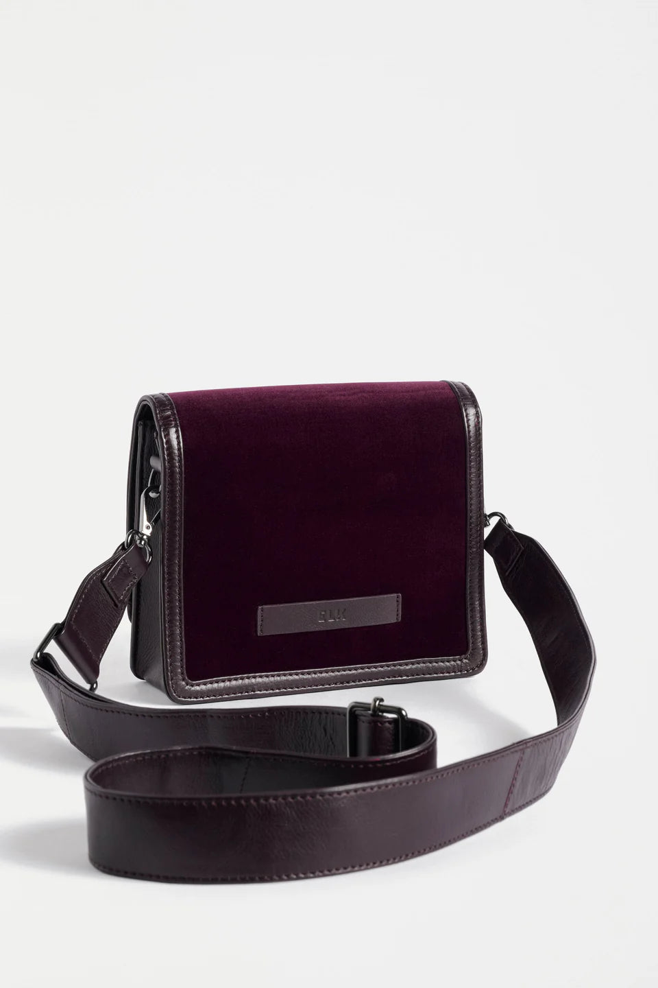Vel Crossbody