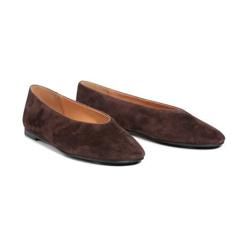 Lunis Shoe