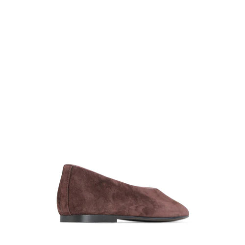 Lunis Shoe