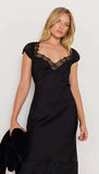 Momento Bias Midi Dress