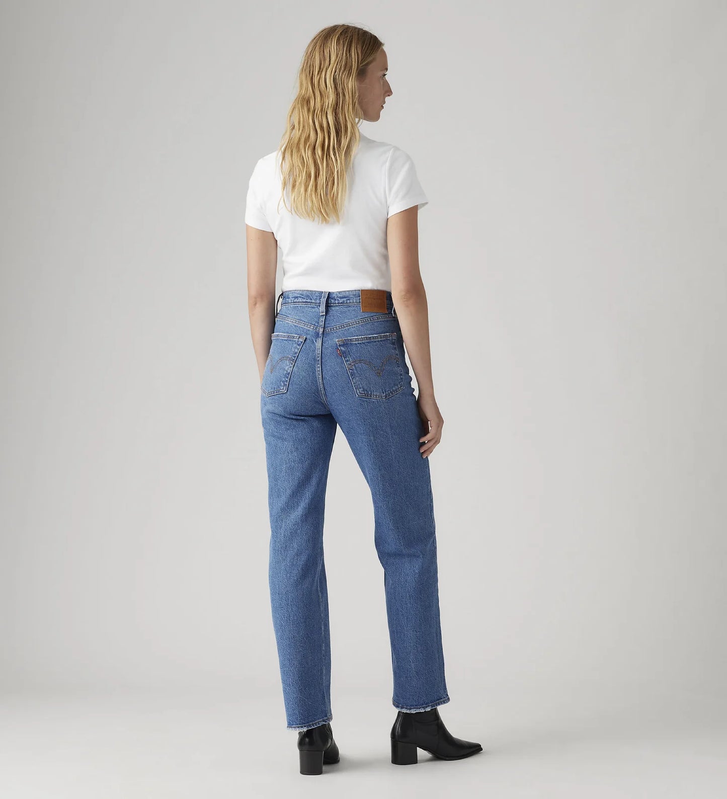 Ribcage Straight Ankle Jeans L29