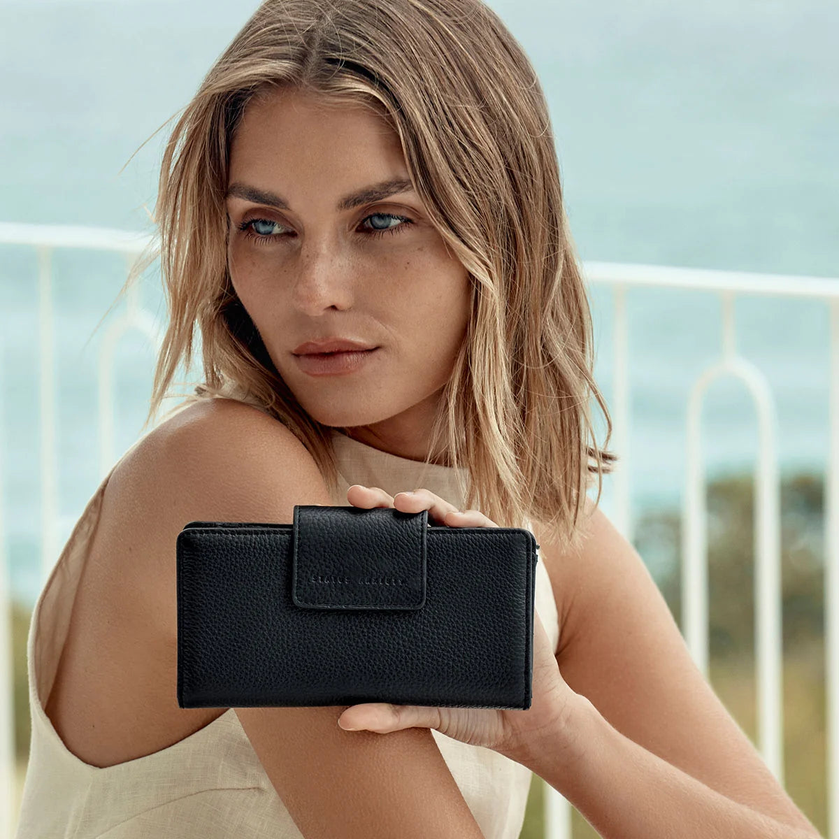Ruins Wallet