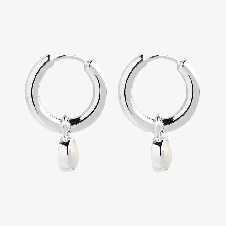 Heavenly Pearl Silver Earring