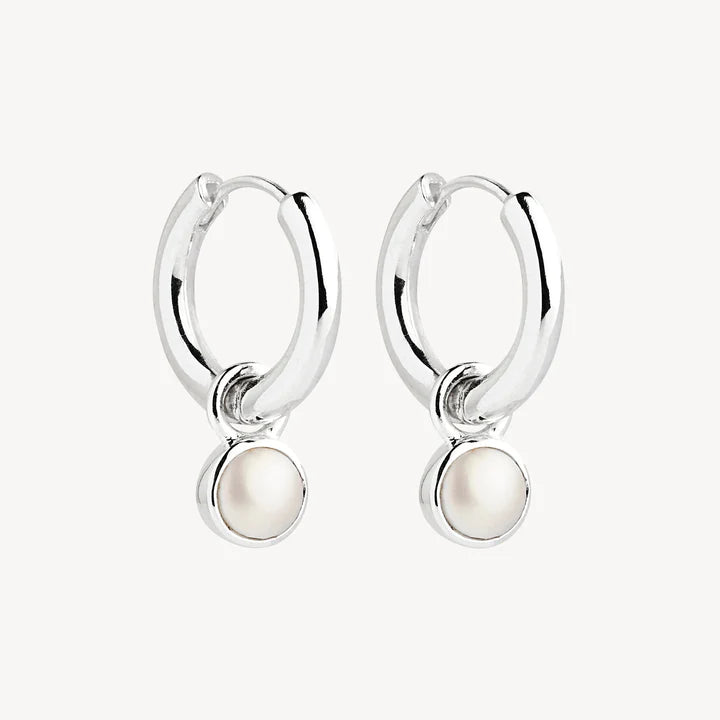 Heavenly Pearl Silver Earring
